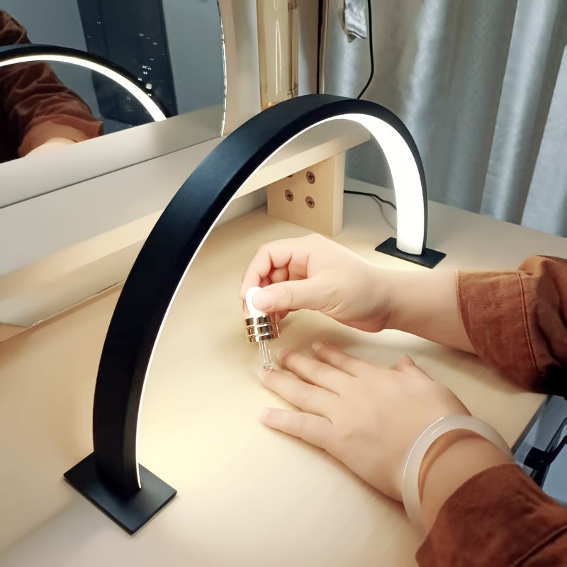 Lampka biurkowa LED „Crescent Moon” | Regulowana metalowa lampka USB | Meowbutter