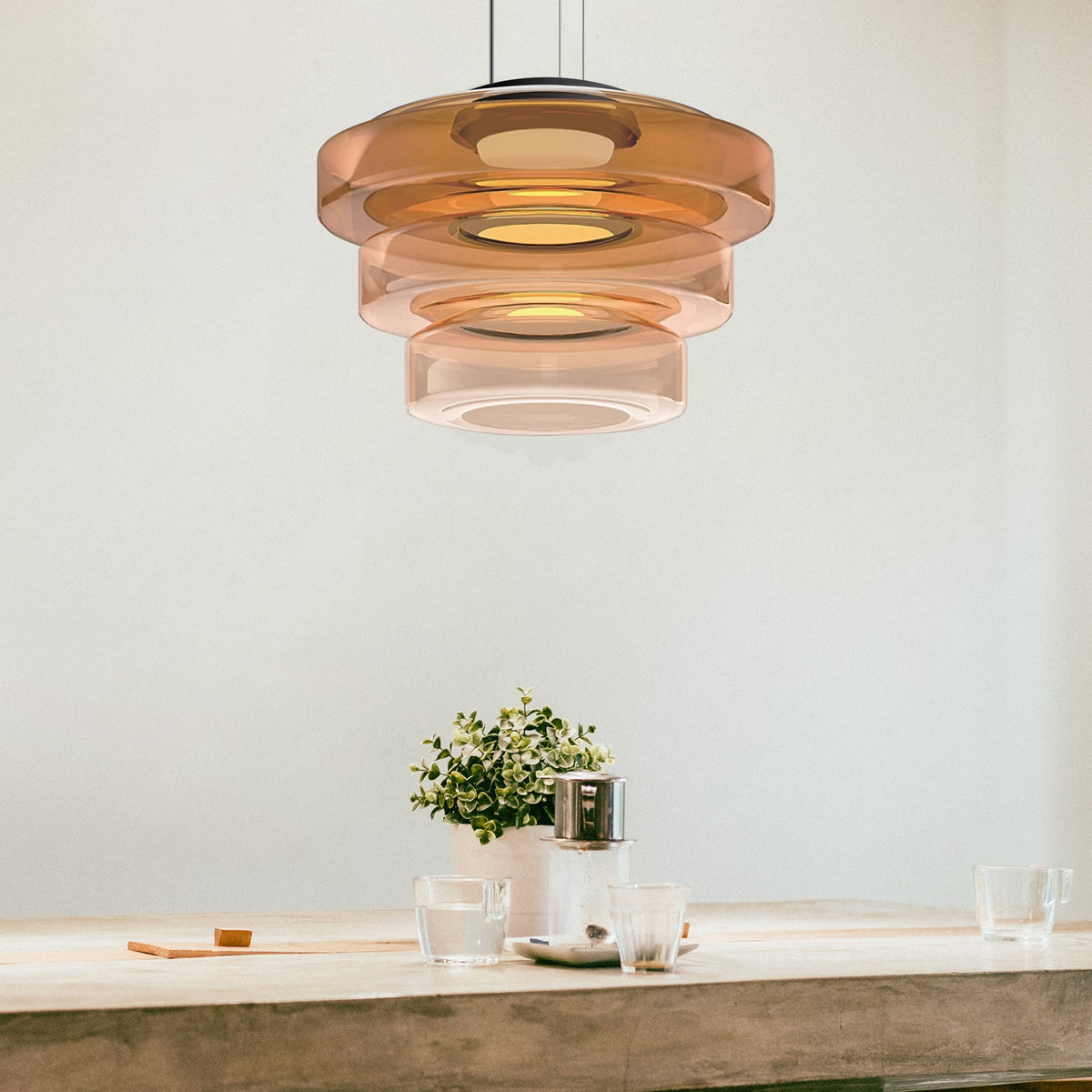 Bauhaus-pendellampe i lagdelt glass — jernramme, 12W varm hvit LED