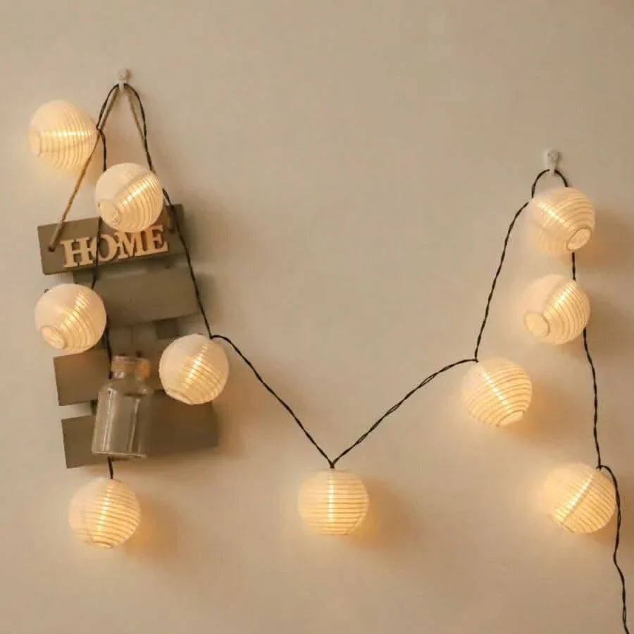 Solarbetriebene LED-Lichterkette für den Außenbereich zur Dekoration von Garten und Party | meowbutter