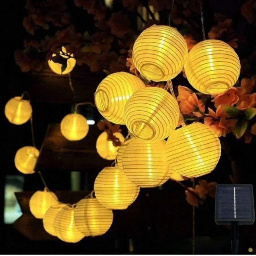 Solarbetriebene LED-Lichterkette für den Außenbereich zur Dekoration von Garten und Party | meowbutter
