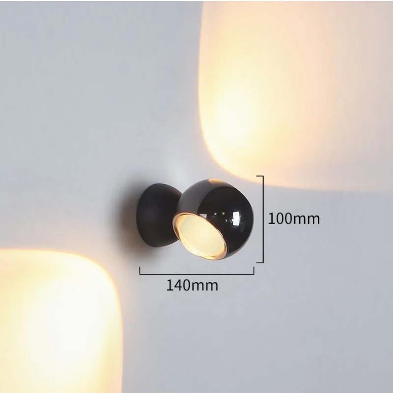 PureLight - 180 ° rotatable wall light