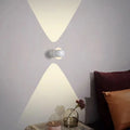 PureLight - 180 ° rotatable wall light