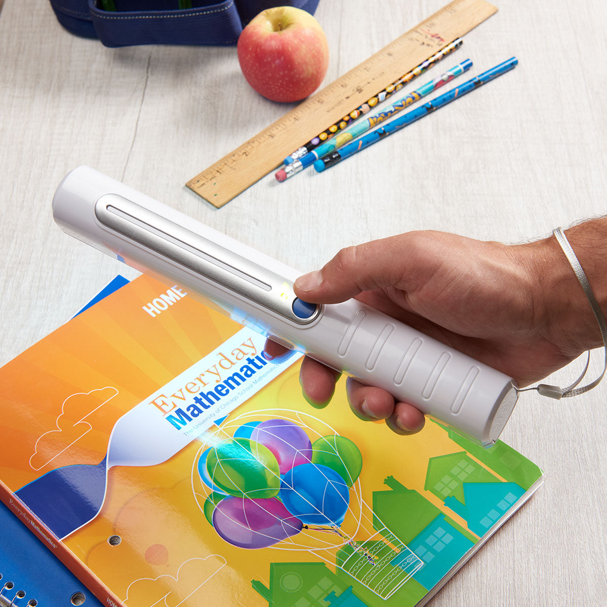 UV Sanitizer Wand Portable Handheld Surface Cleaning Light | Meowbutter