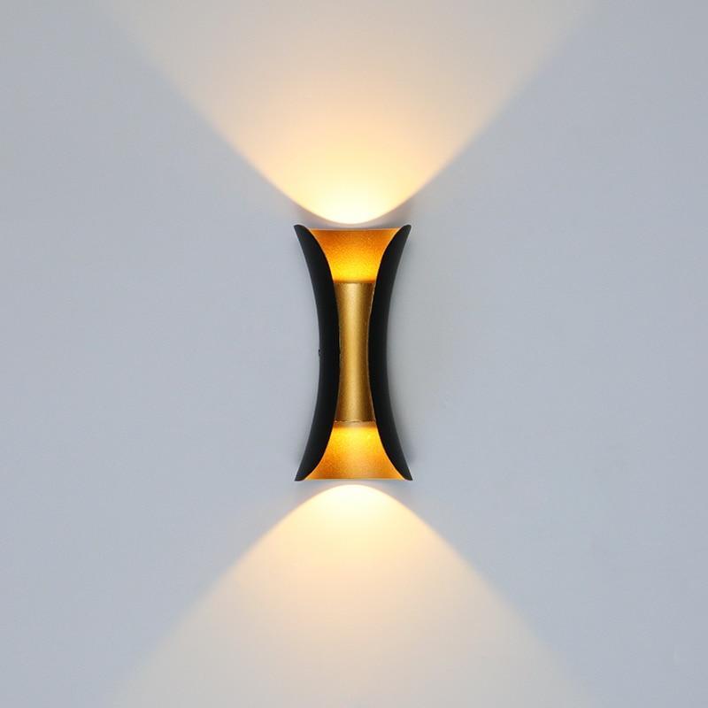 Ardell | Curved Outdoor Wall-Mounted LED Lamp
