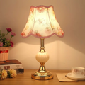 Lampada da tavolo scandinava vintage Quixy | Design floreale elegante | Meowbutter