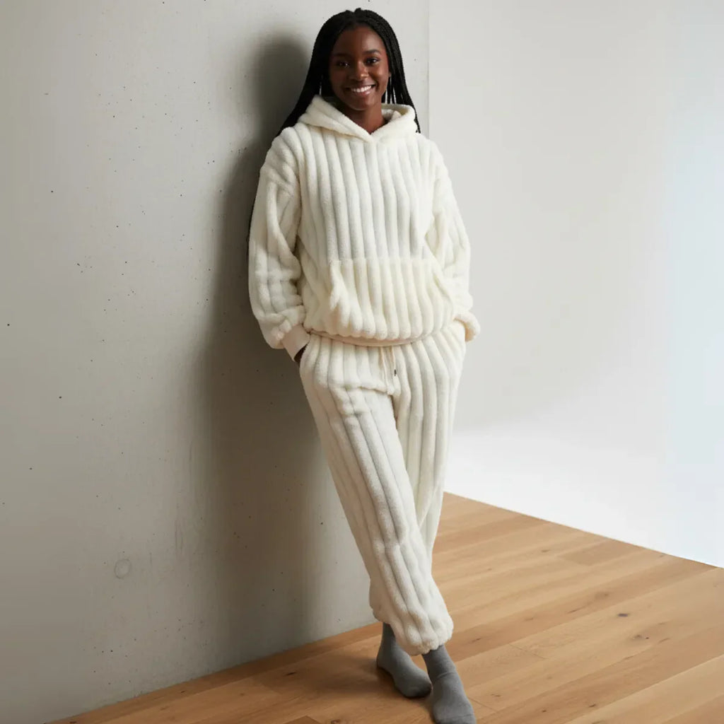 Hoodie With Fleece Blanket For Cozy All Day Comfort