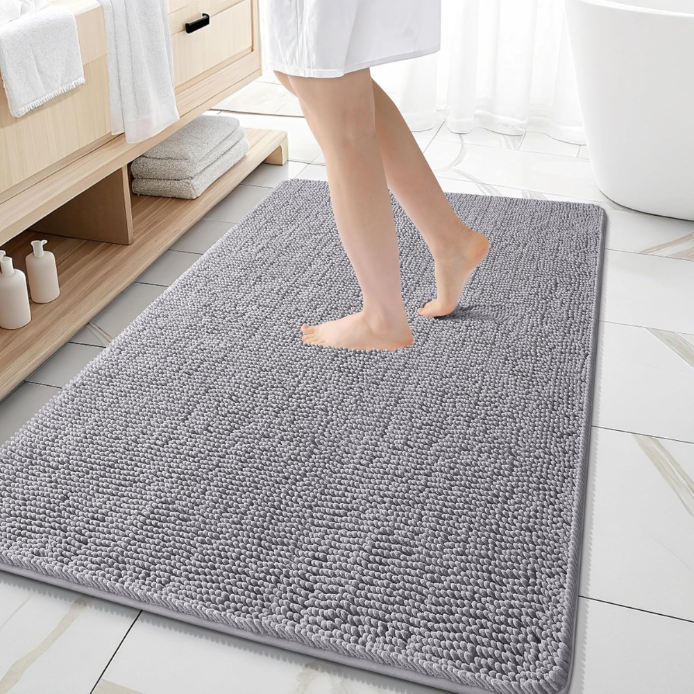 Tappeto da bagno assorbente in ciniglia — superficie soffice, retro testurizzato antiscivolo