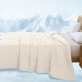 Couverture rafraîchissante double face Cozy Comfort - design évacuant l'humidité et diffusant la chaleur