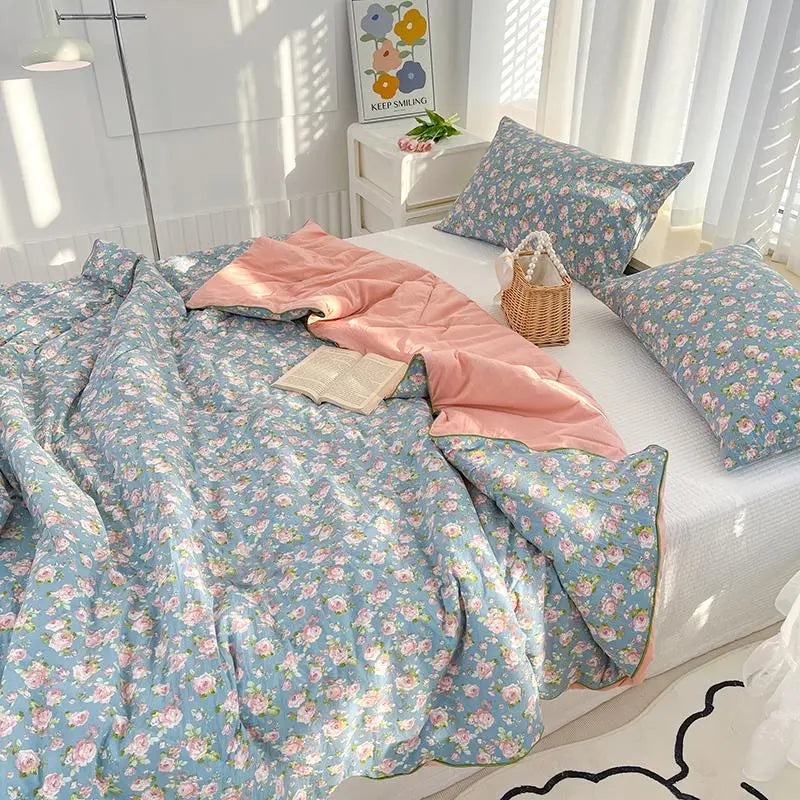 Rose Blanket With Floral Print For Elegant Bedroom Decor