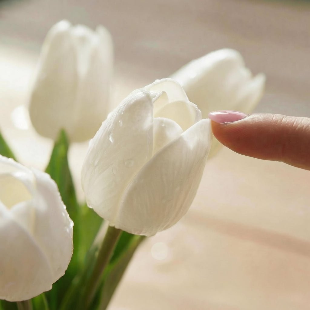 Tulipas com toque realista — ramo do Dia da Mãe com caules de PU