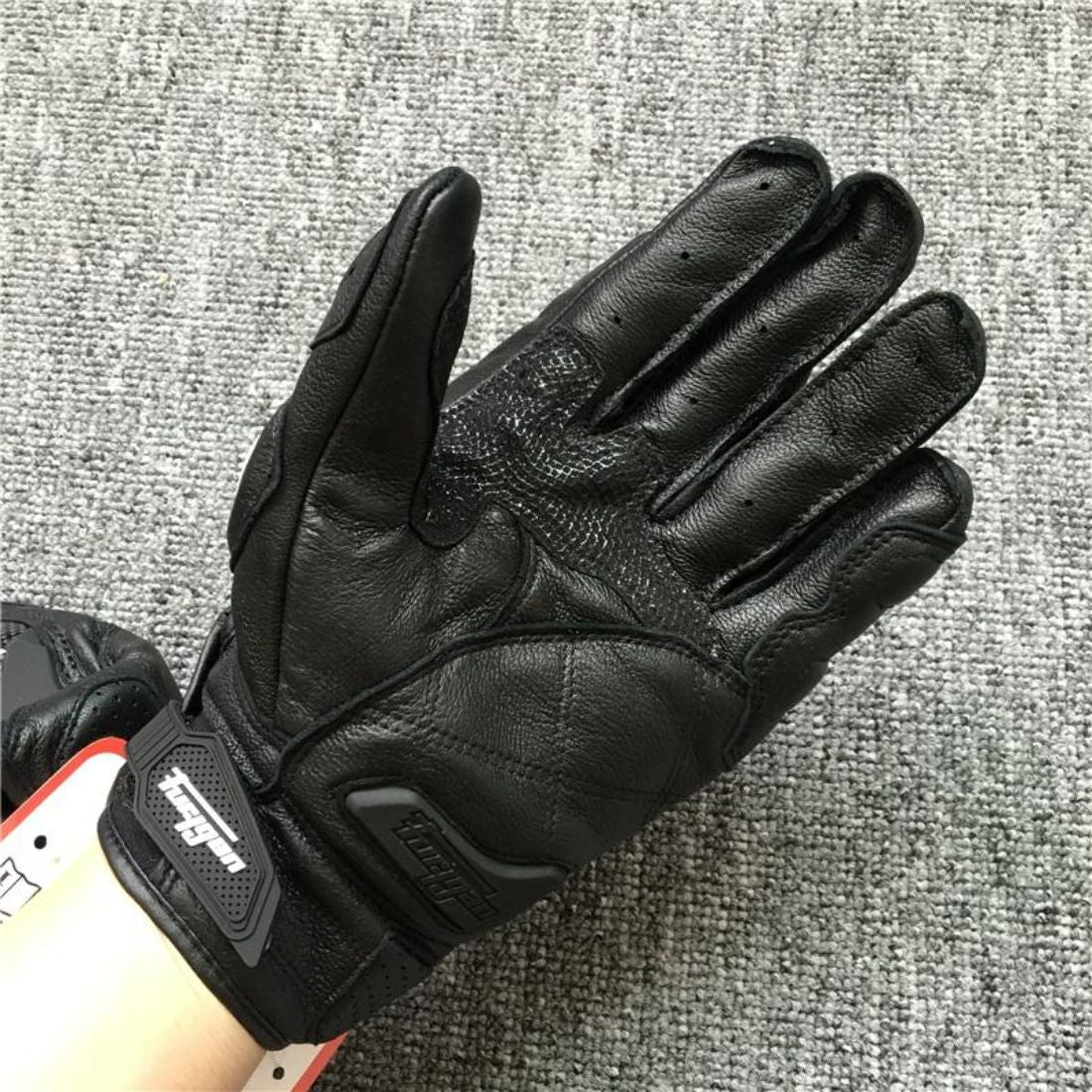 Guanti da moto BikerZonez™ in pelle corazzata – Protezione in carbonio per nocche | meowbutter