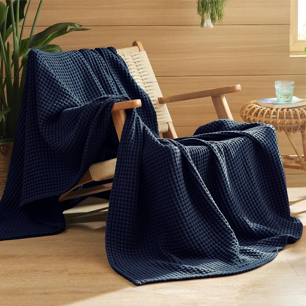 Lehká deka Cozy Comfort ze 100% bavlny s vaflovou vazbou - prodyšná struktura