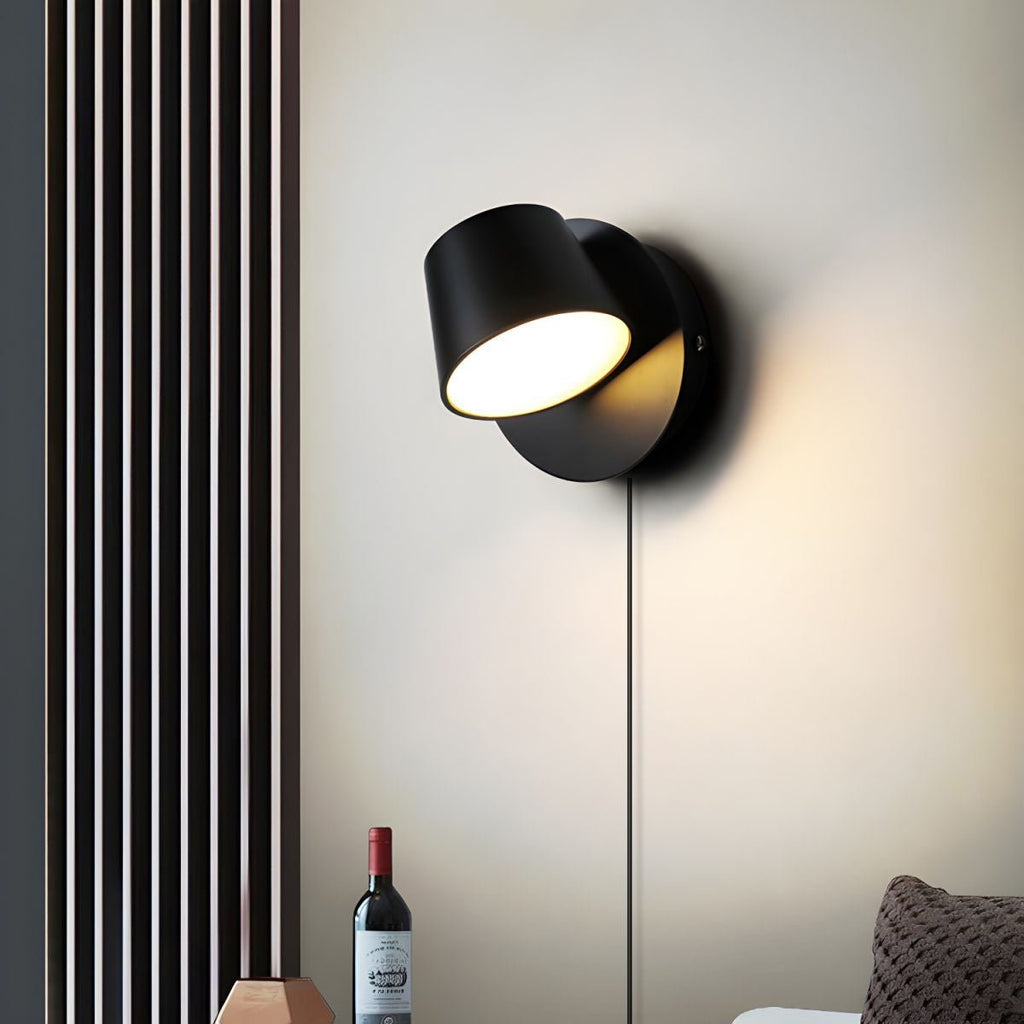 Wall Lamp With LED For Reading In Black And White Finish