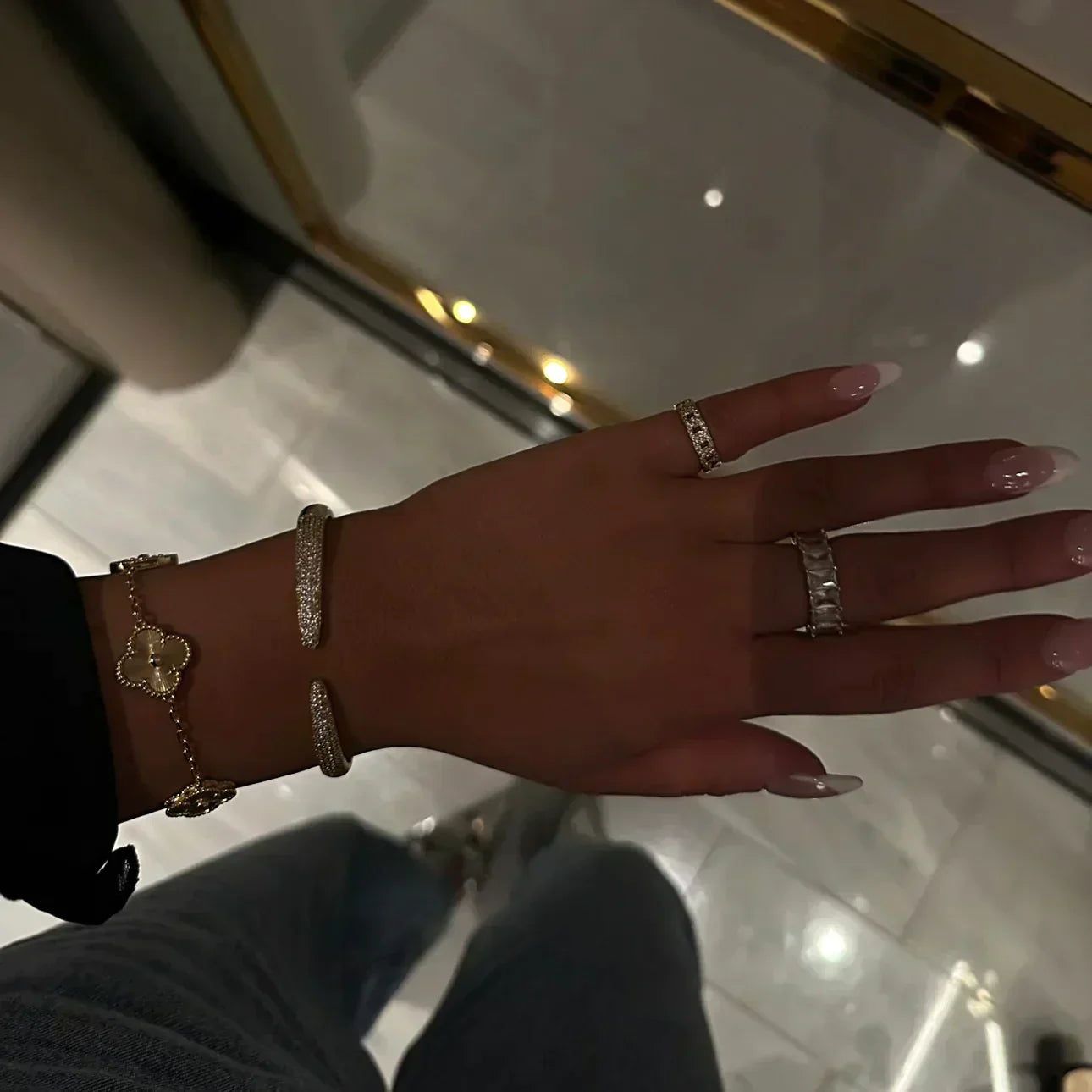 Bernsteinfarbenes Kleeblatt-Schmuckset — Verstellbare Drei-in-einem-Kette, Armband und Ohrringe