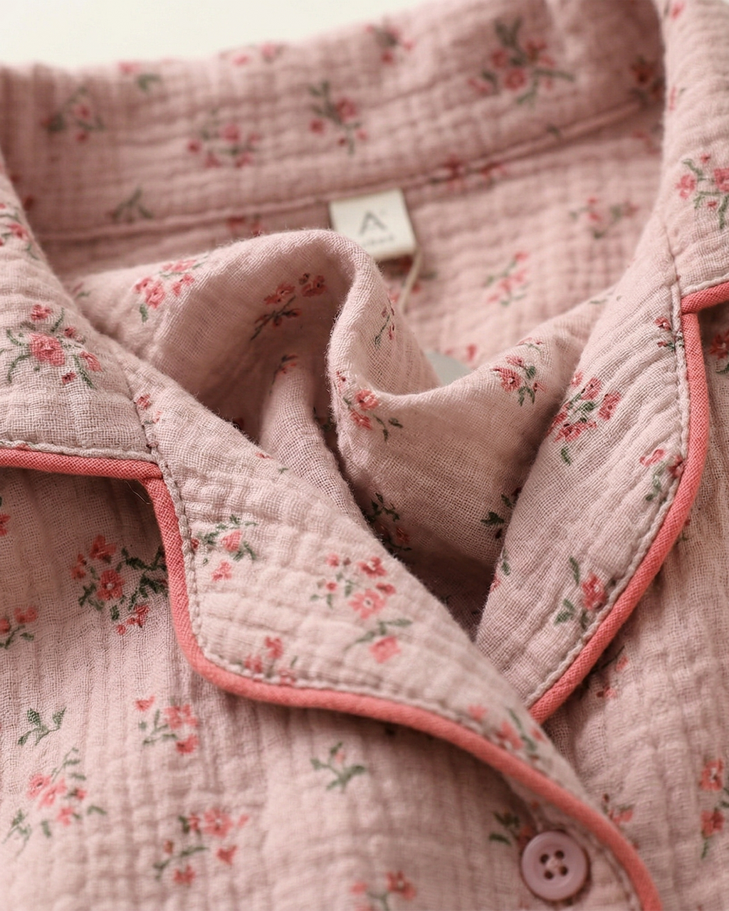 Set pigiama Flora in cotone mussola 100% per un comfort traspirante