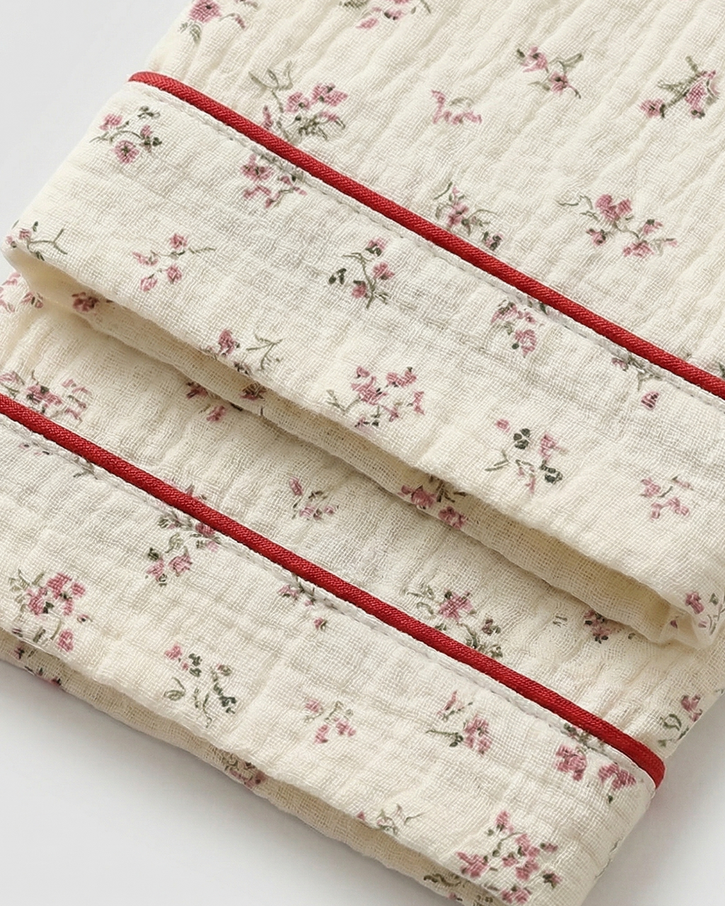 Set pigiama Flora in cotone mussola 100% per un comfort traspirante