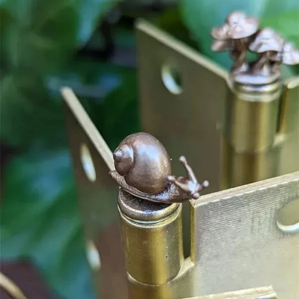 Bronze Magnetic Door Hinge Art Sculpture — Traditional Profile, Direct Mount Design