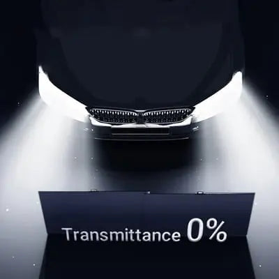 AutoShield visszahúzható autóablak-árnyékoló — 135x90cm-es hővédő, UV-védelemmel, titánezüst fényvisszaverő felülettel