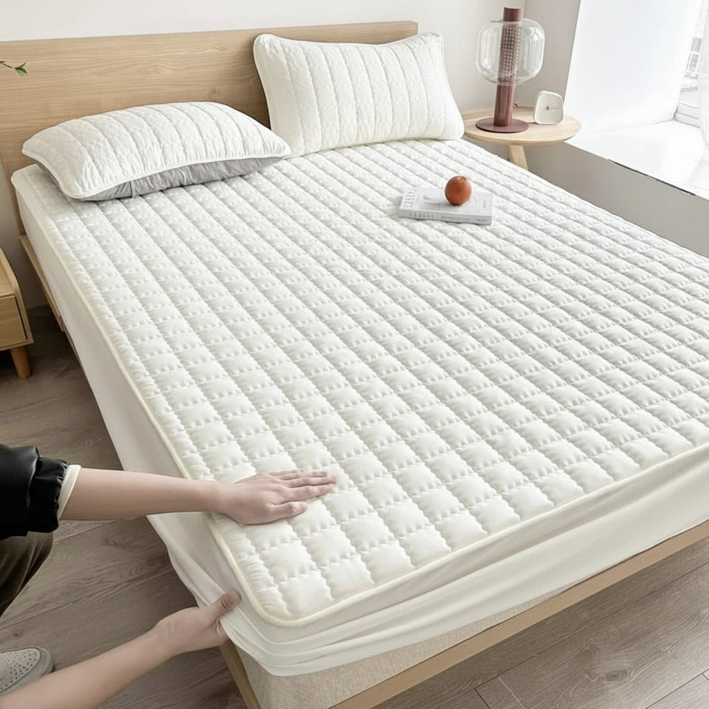 Mattress Protector Waterproof Breathable Soft Fabric Bed Cover | Meowbutter