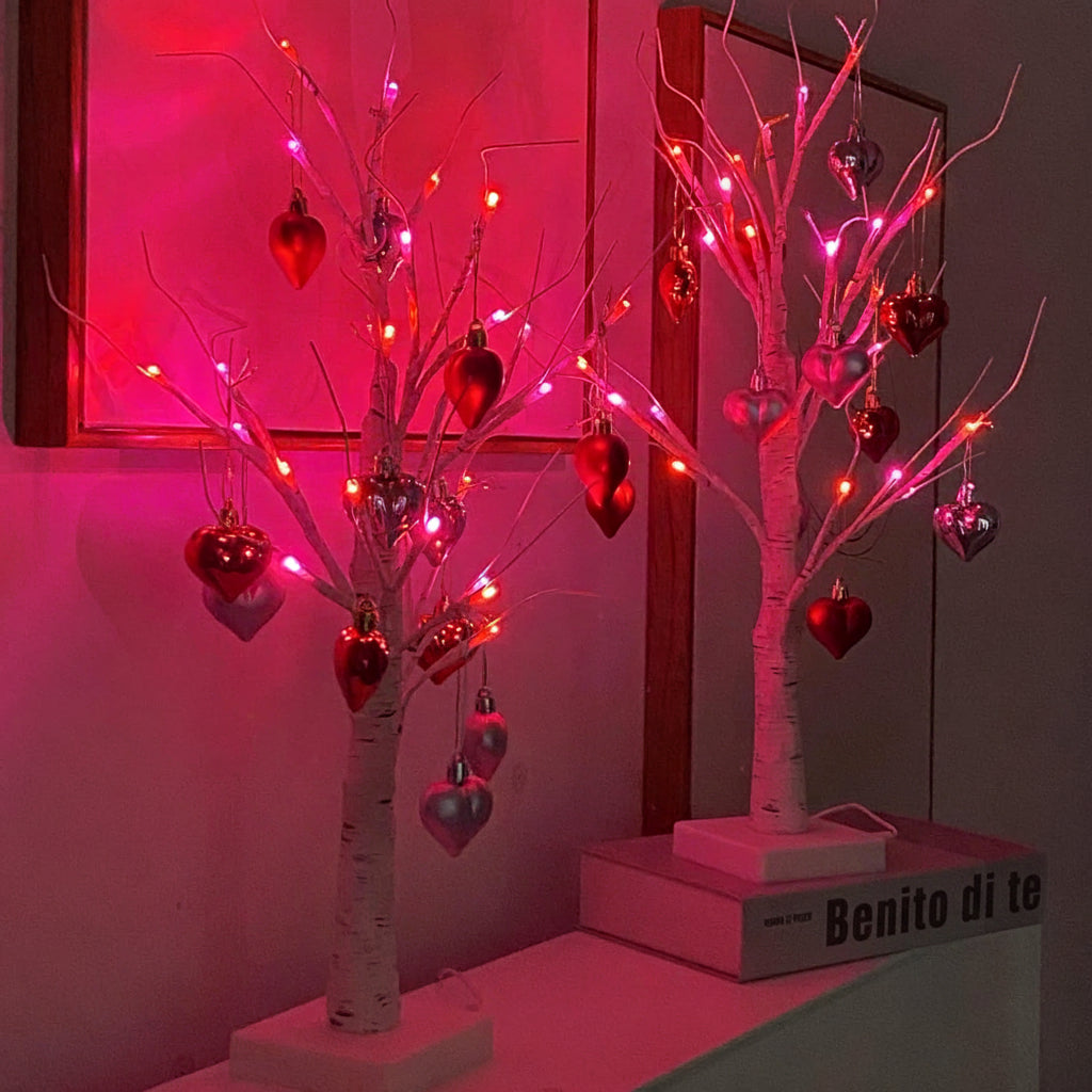 Lampe de table LED en forme de cœur avec arbre en bouleau, décoration intérieure pour la Saint-Valentin | Meowbutter