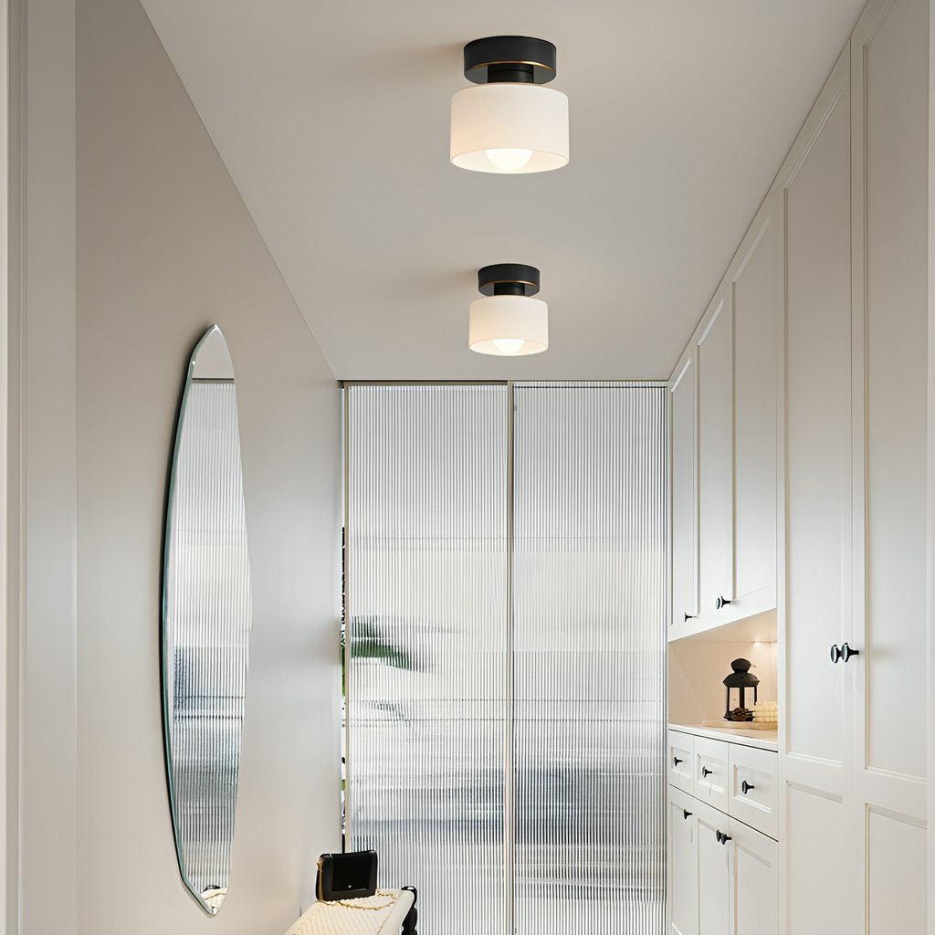 Lampada da soffitto in metallo Bauhaus con finitura oro, design compatto