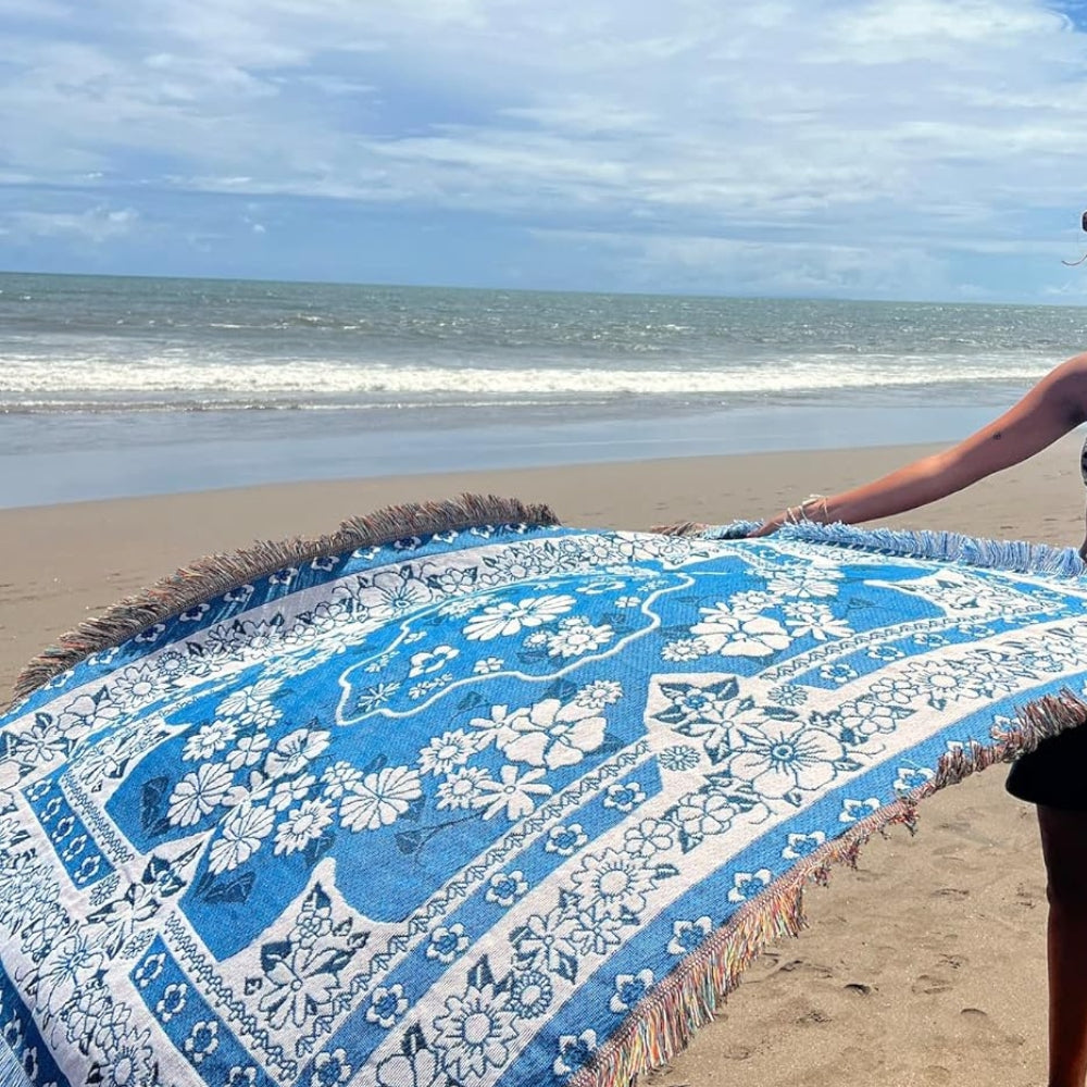 Boho Blue Daisy Bloom Travel Throw — Soft Microfiber, 51 by 63 Inches
