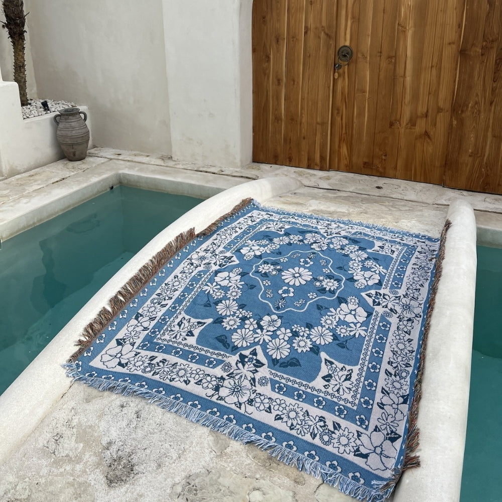 Boho Blue Daisy Bloom Travel Throw — Soft Microfiber, 51 by 63 Inches