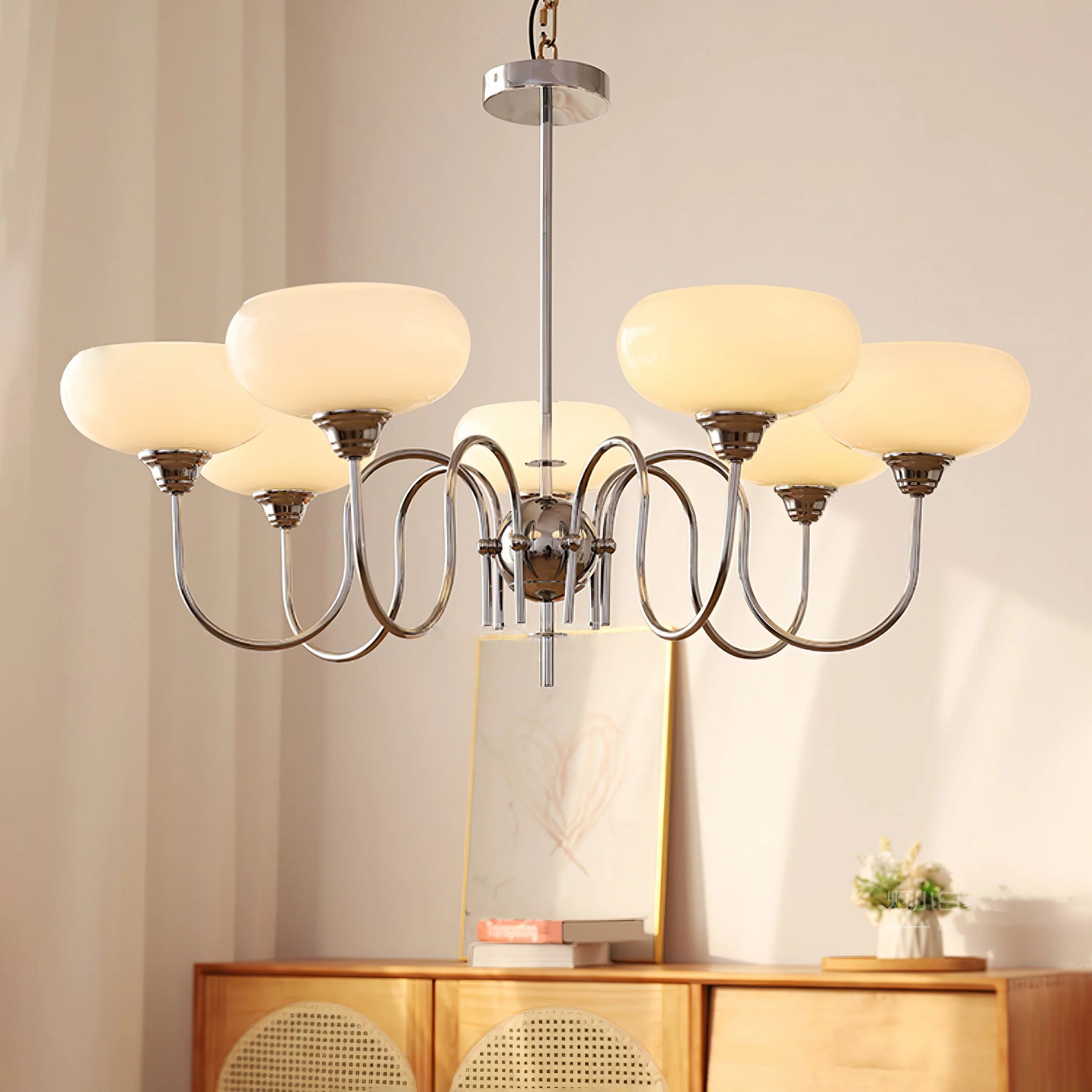 Belmore Vintage LED Chandelier With Bouquet Design Lamp