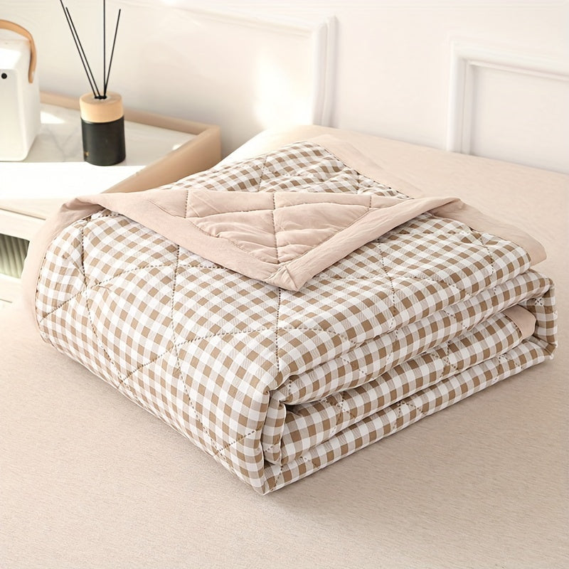 Chic Plaid Cooling Blanket — Lightweight Ultrasonic Quilted Layers