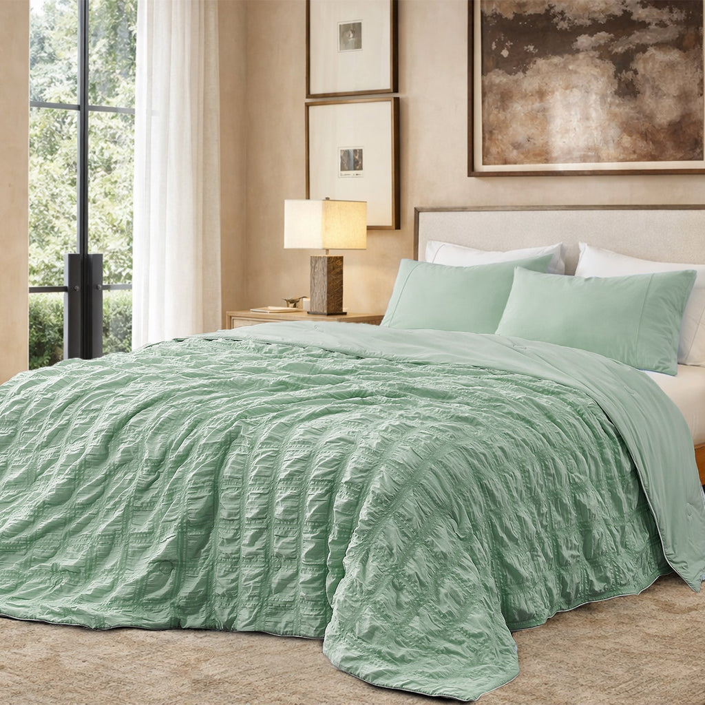Edredón refrescante de la colección Comfort — tejido seersucker ligero con textura y trama abierta
