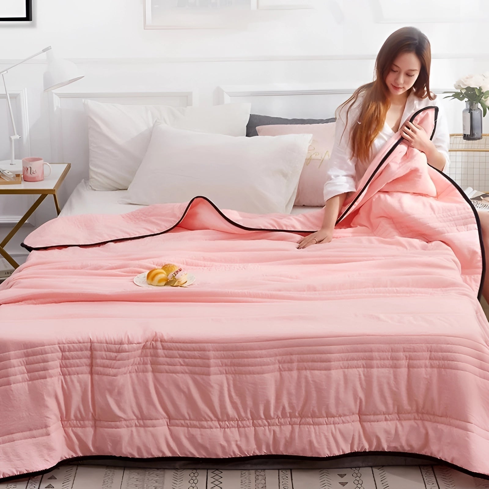 Šedá plyšová zátěžová deka Comfort Haven — hustá česaná textura, pokrytí celého těla