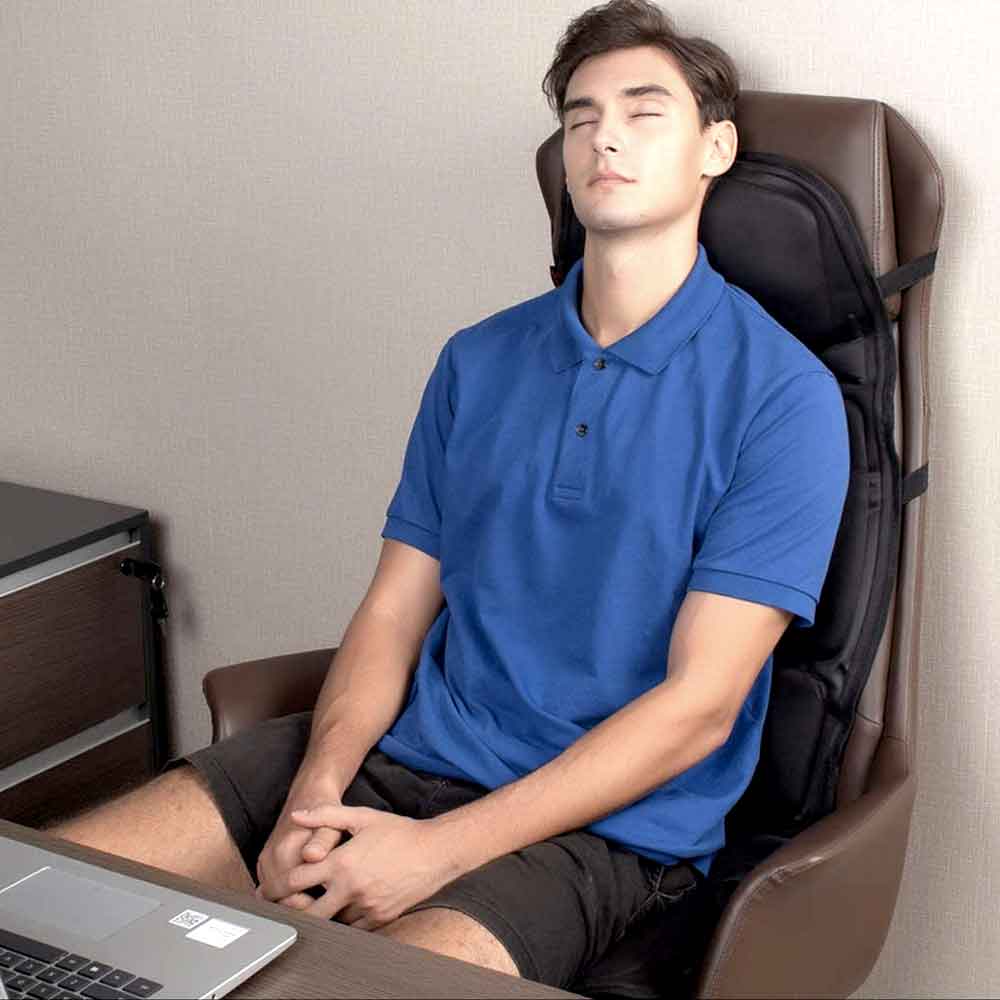 Vyhřívaný masážní polštář Comfort Oasis – ergonomický design, nastavitelné funkce