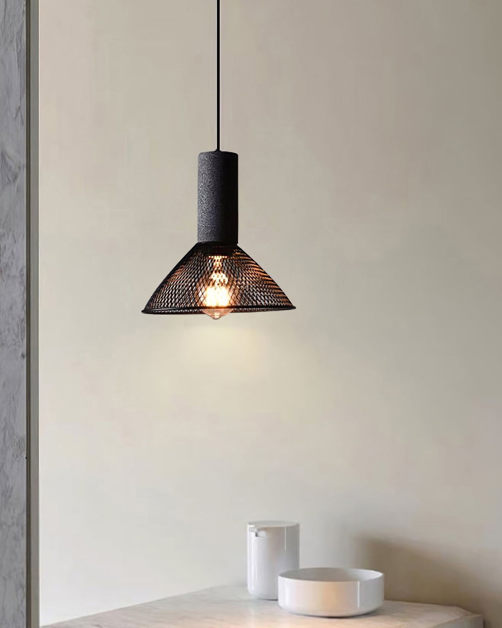 Lámpara colgante industrial de hormigón — Malla metálica cortada con láser, LED