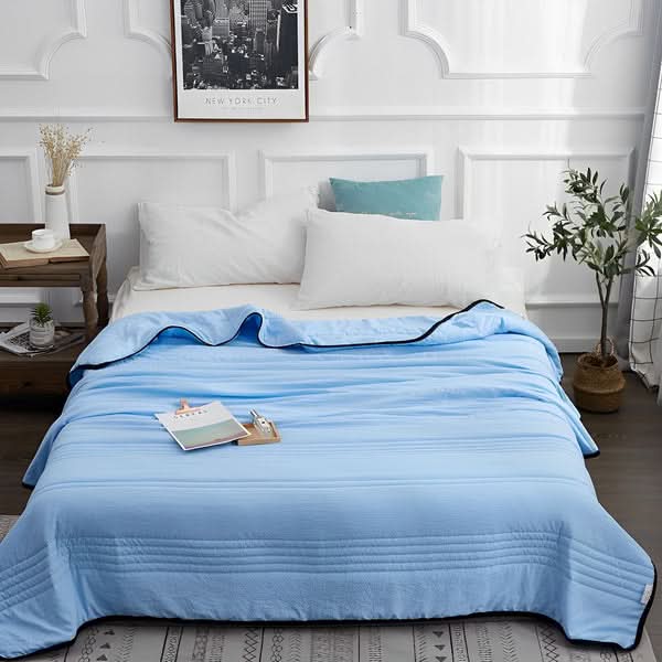 Breathable Cooling Blanket — Temperature Regulating Fabric Draws Away Excess Heat