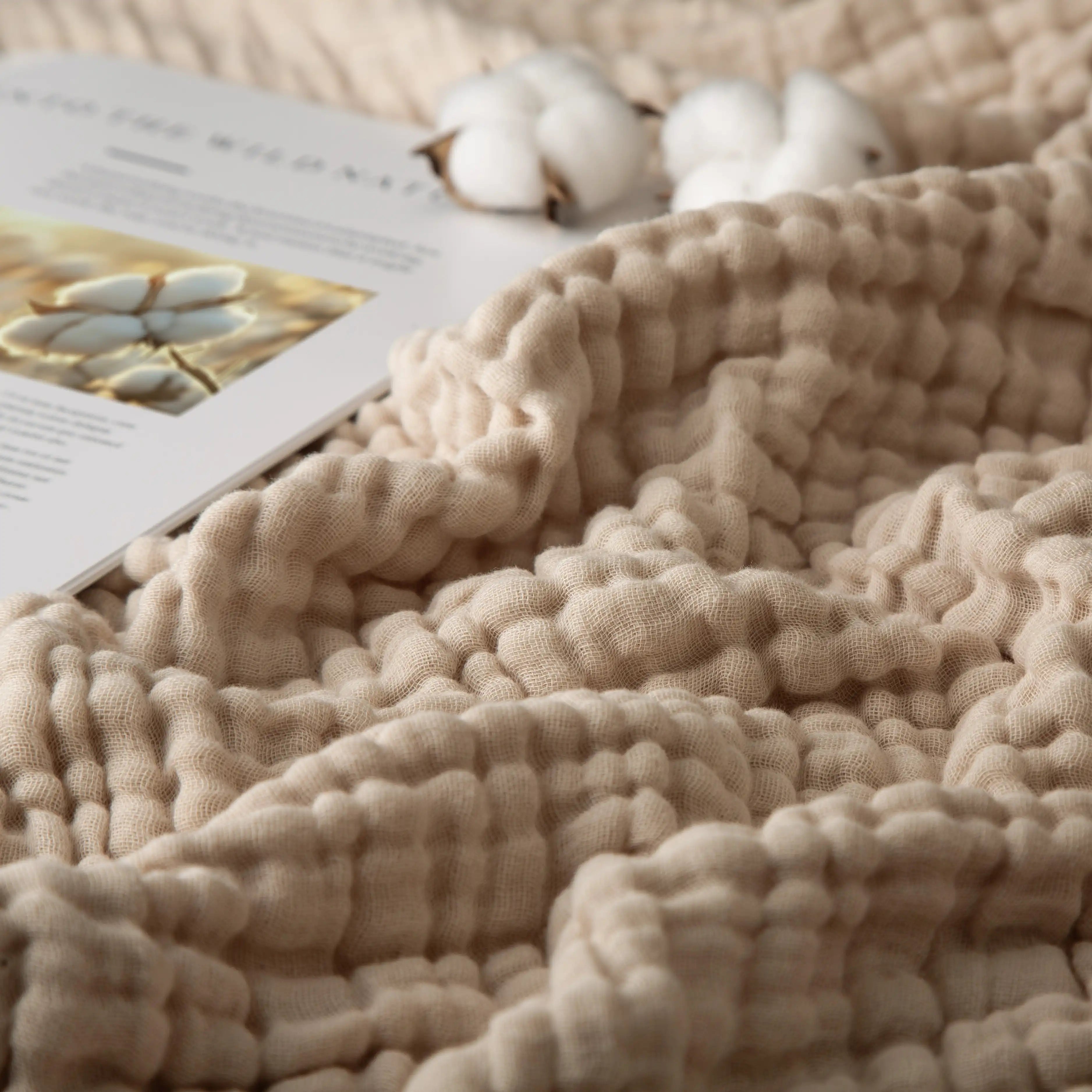 Klassische Decke mit Monogramm aus 100 % Musselin-Baumwolle