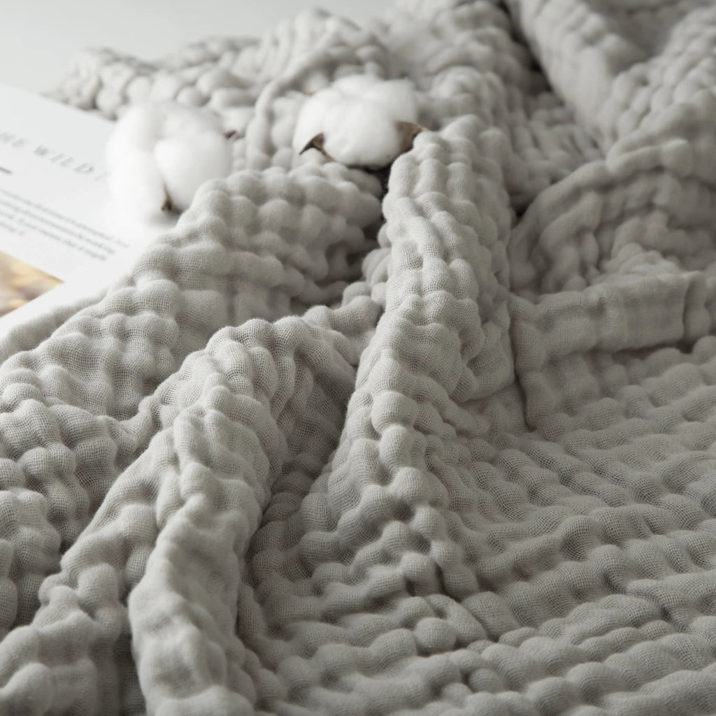 Klassische Decke mit Monogramm aus 100 % Musselin-Baumwolle