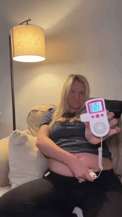 Listen, Bond, Reassure – At-Home Heartbeat Listener for Expecting Parents