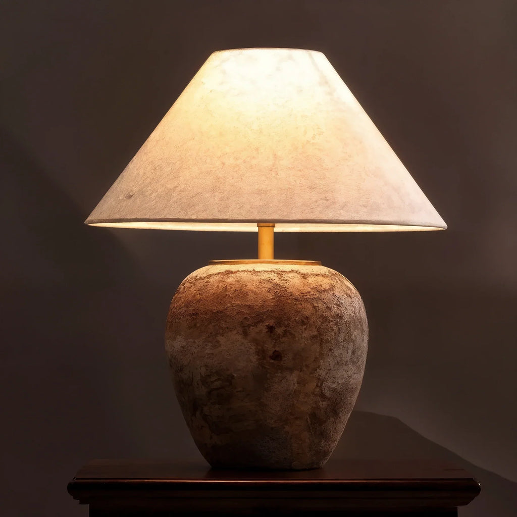 Elegant Warm Light From Elderly LED Table Lamp For Living Rooms