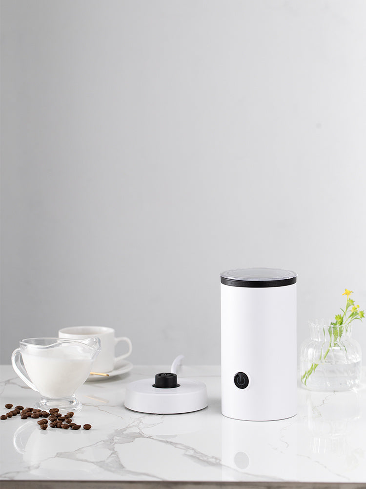 HS005 Magnetic Swirl Milk Frother — Compact Build, Rapid Circular Spin