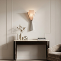 Elegante lampada LED classica in alabastro con base in metallo