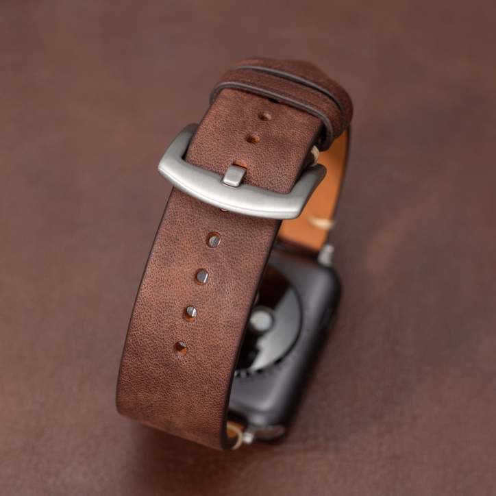 Apple Watch prémium bőr szíj — időtálló, kézműves kivitelű cserepánt