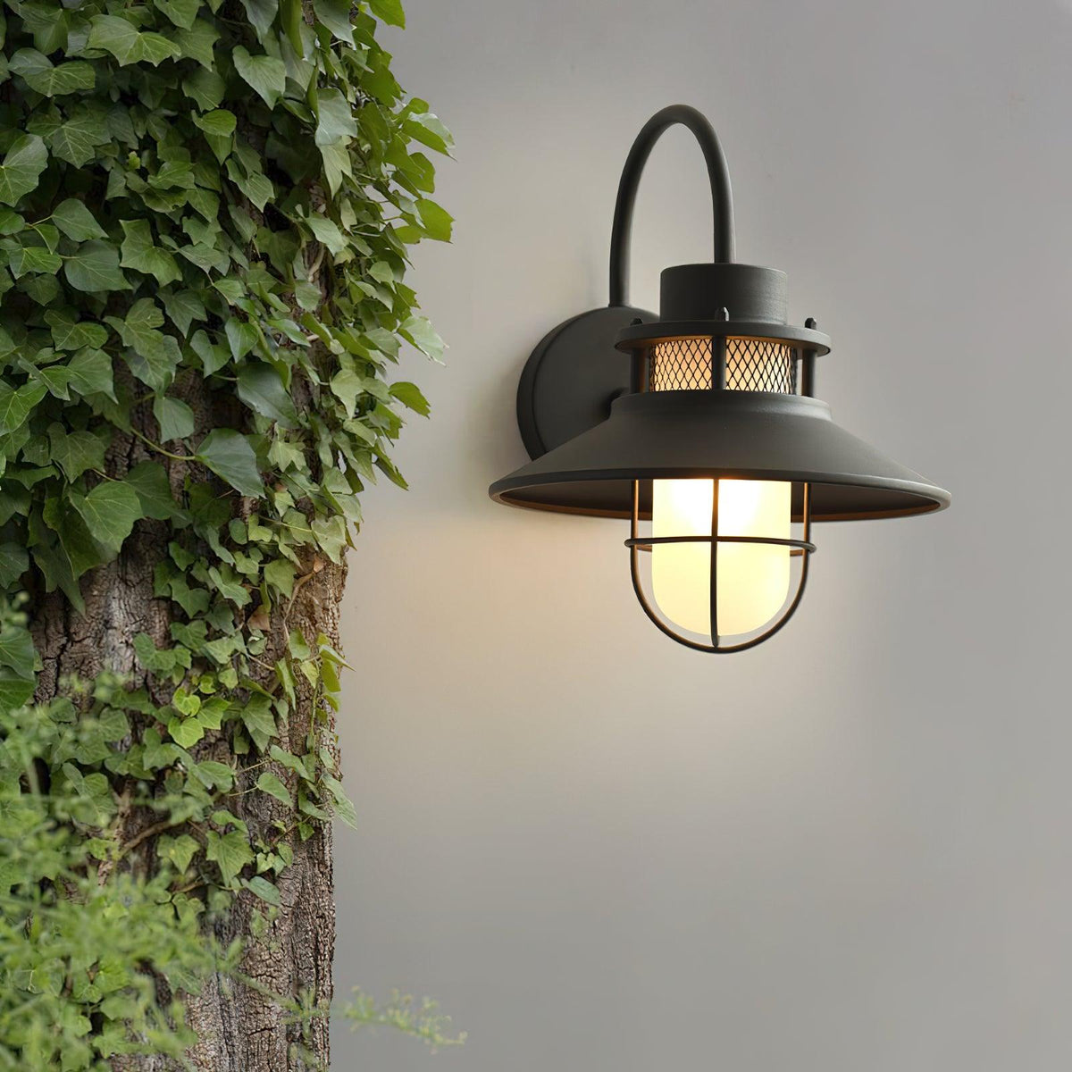 Lanterne murale industrielle Felix - luminaire à cage en acier étanche, 32×25×29cm