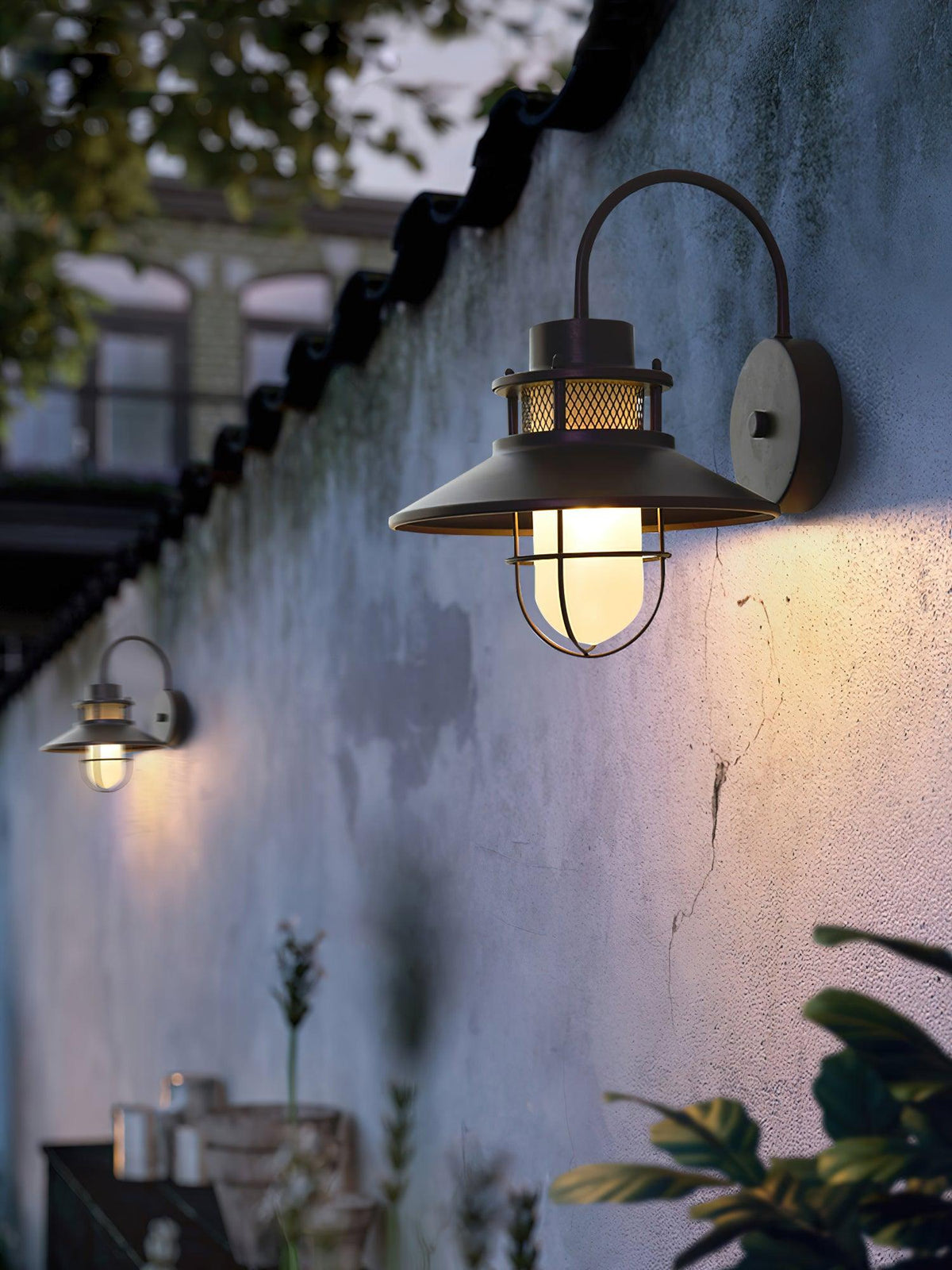 Lanterne murale industrielle Felix - luminaire à cage en acier étanche, 32×25×29cm