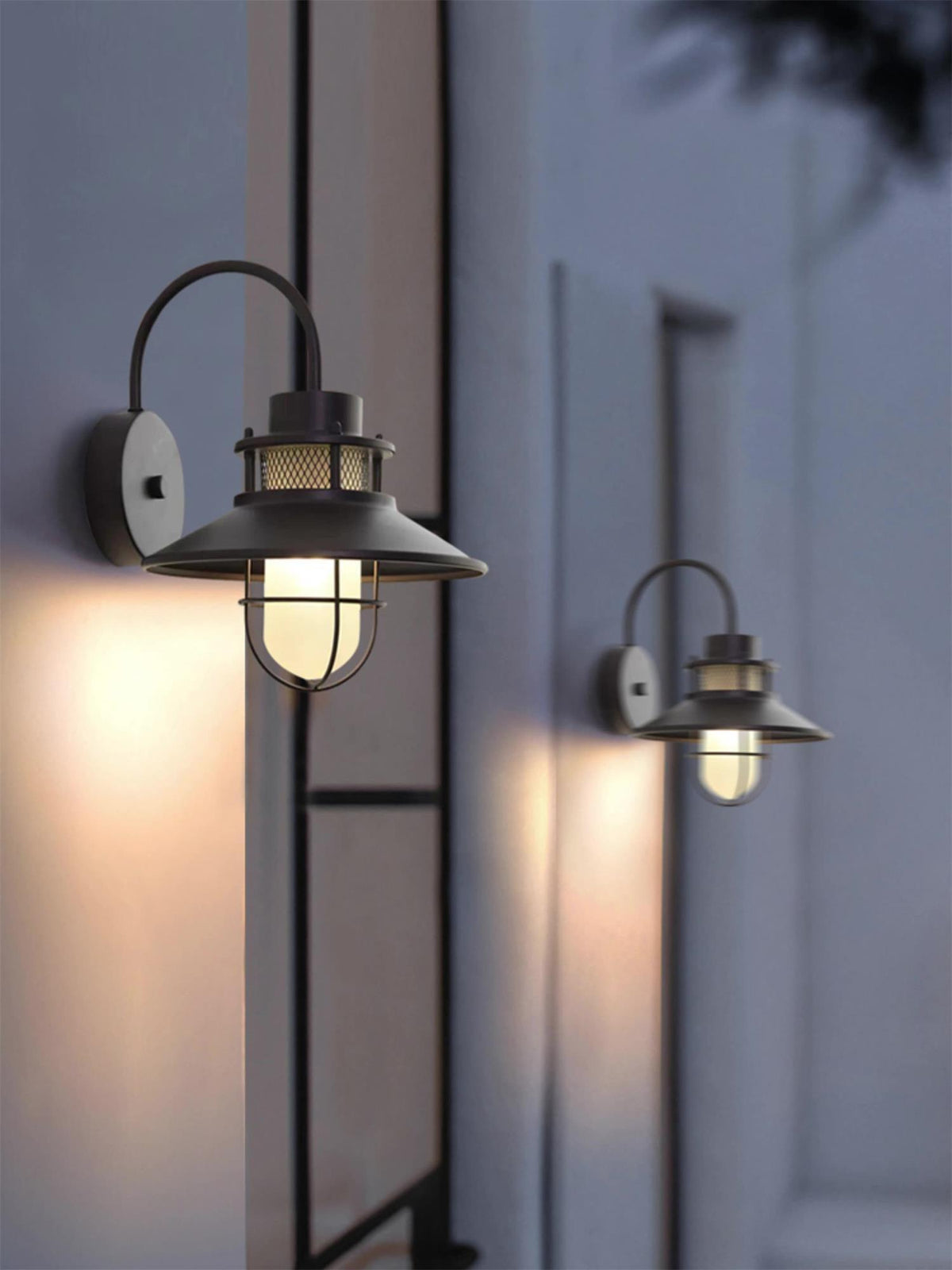 Lanterne murale industrielle Felix - luminaire à cage en acier étanche, 32×25×29cm