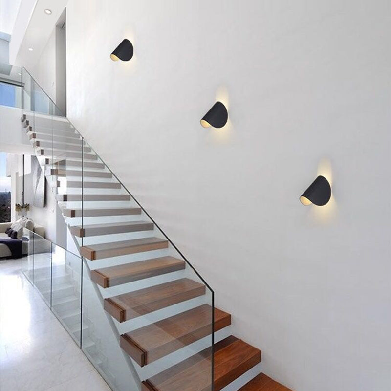 Metal Wall Lamp With 360 Degree Swivel LED Organic Crescent Shape