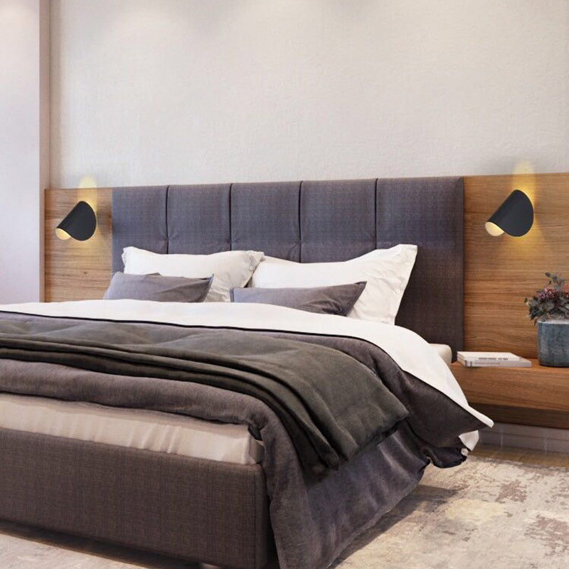Metal Wall Lamp With 360 Degree Swivel LED Organic Crescent Shape