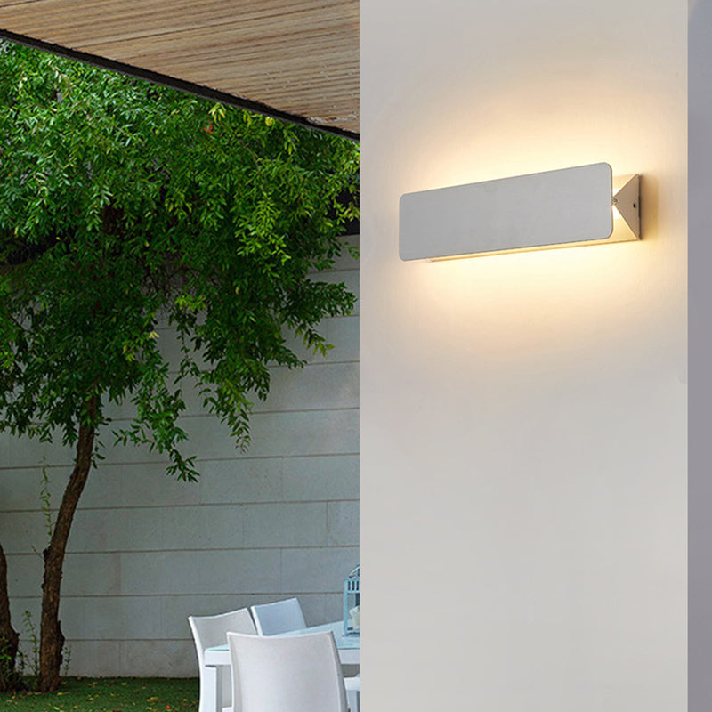 Metal Wall Lamp With Rotating LED Arm, Modern Minimalist Design