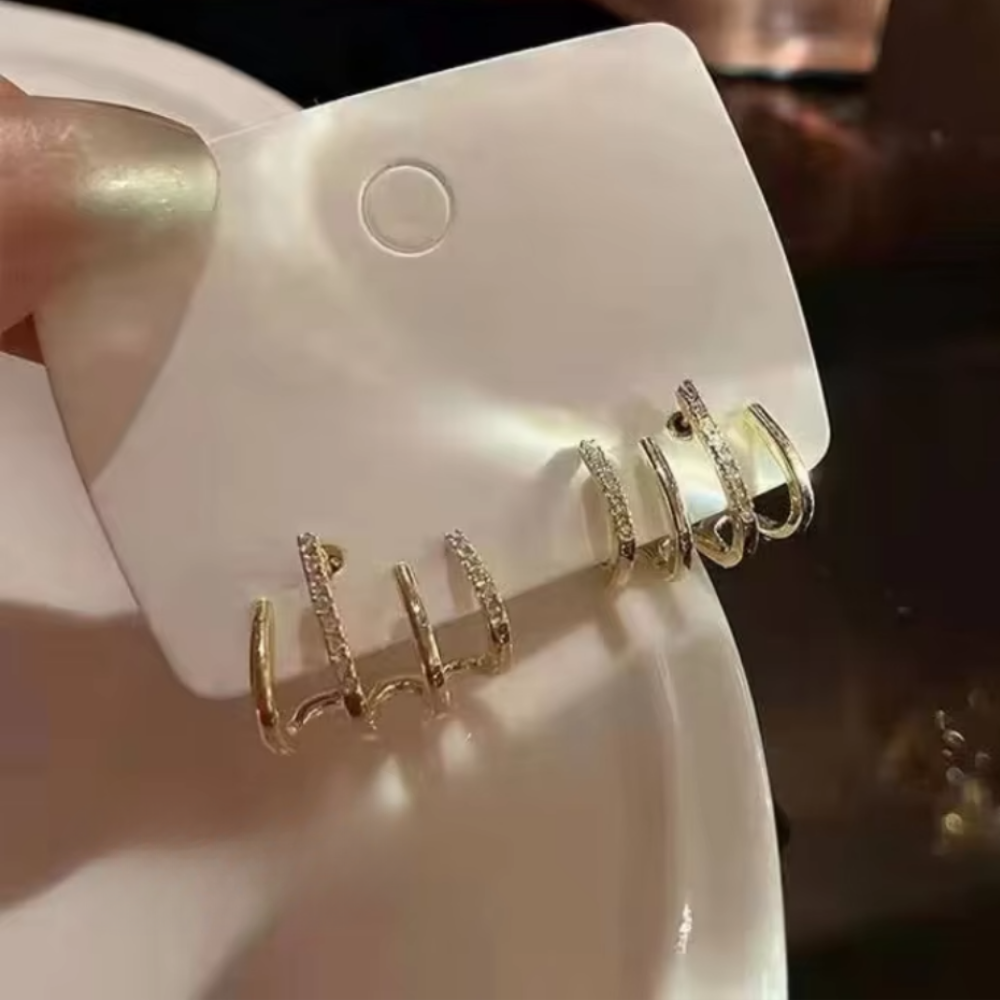 Ohrringe zum Muttertag – Geschenk, goldene Creolen, mehrlagiger minimalistischer Schmuck | Meowbutter