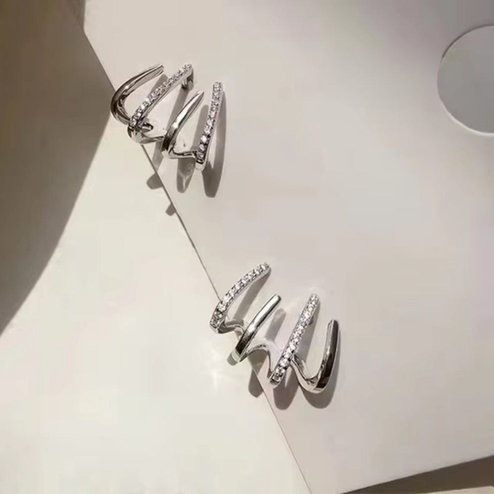 Ohrringe zum Muttertag – Geschenk, goldene Creolen, mehrlagiger minimalistischer Schmuck | Meowbutter