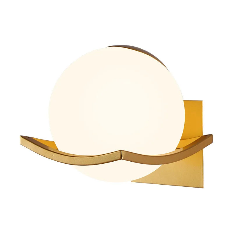 Lampada da parete Makar | Applique moderna con globo in vetro europeo | Meowbutter